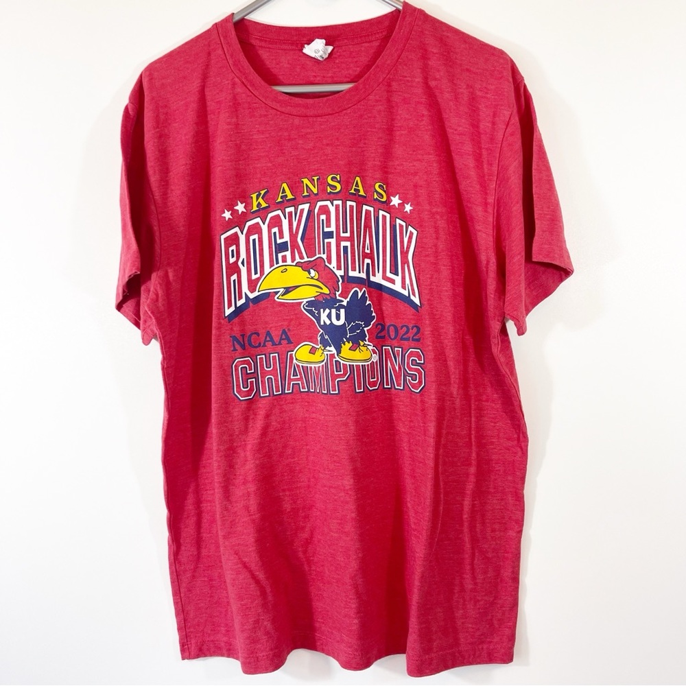 University of Kansas KU Charlie Hustle NCAA Basketball T Shirt, Red, XL